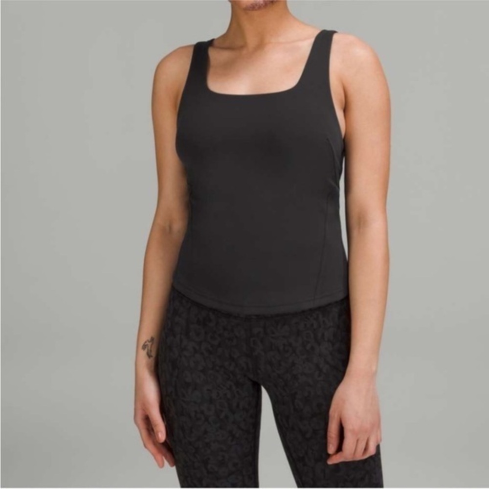 Lululemon InStill Tank Top in Black Size 6